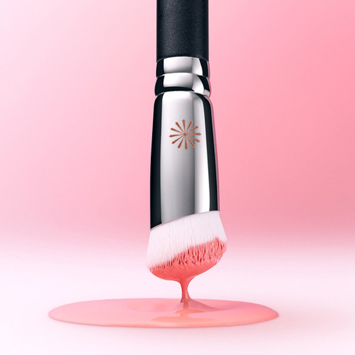 PICCASSO 333 Blush-Fit Cream Cheek Brush