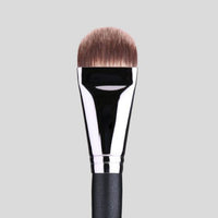 Courcelles Foundation Brush No. 22