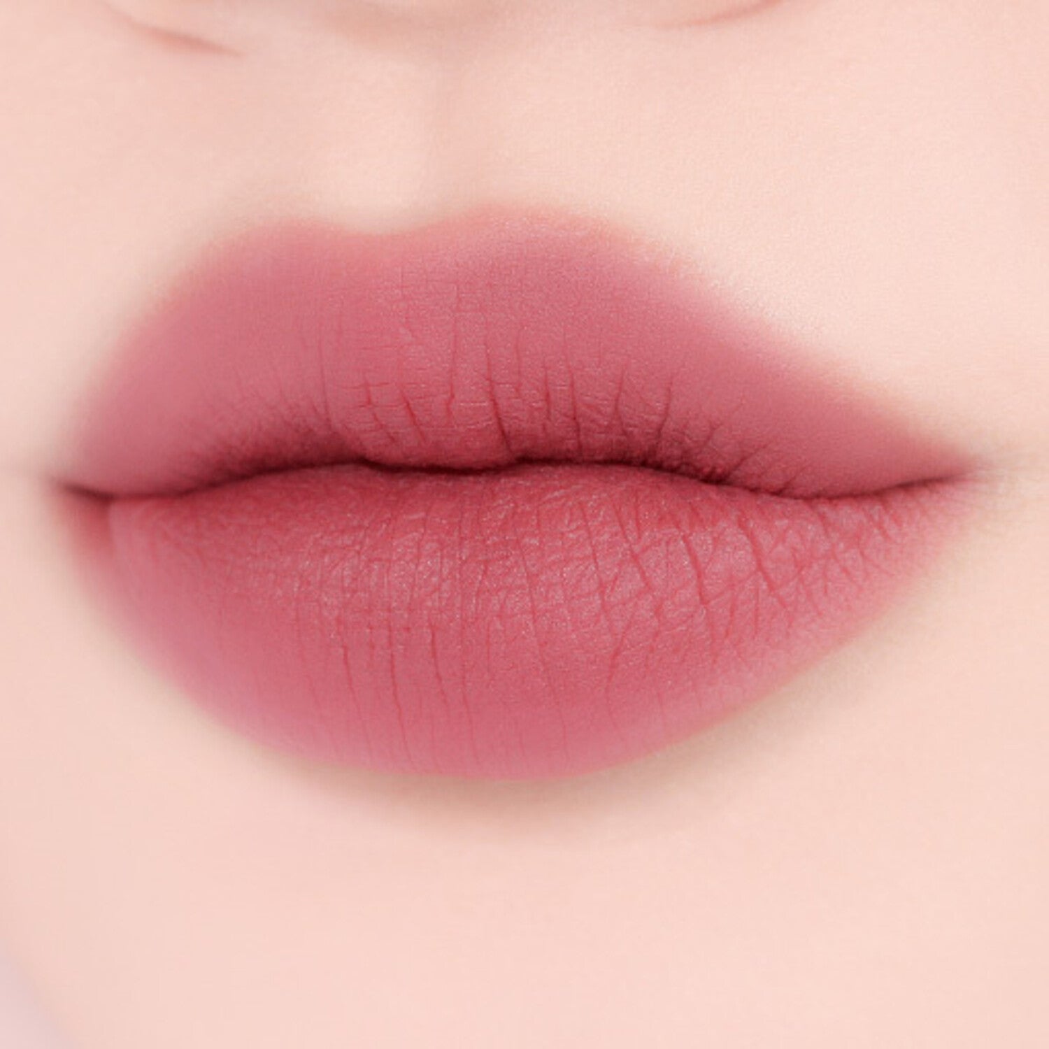 Lipsleek Blur 07 Lowkey