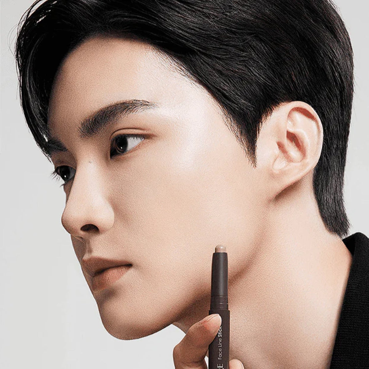 OBgE Face Line Stick 1.3g